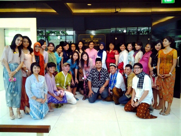 Zeno stratcom team wearing traditional Indonesian clothes to celebrate Hari Kartini